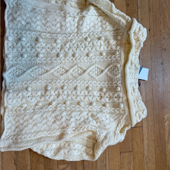 TUCKERNUCK Ivory Cable Knit Cora Sweater NWT Medium M - Picture 9 of 9
